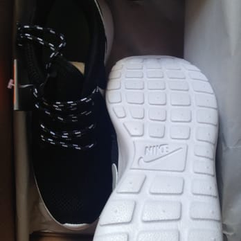 Aimai - "Nike Roshe" pre-ordered from the store Aimai. - Women's Clothing Near Me - Auckland, AUK