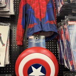 Spirit Halloween - The marvel station, with accessories!
