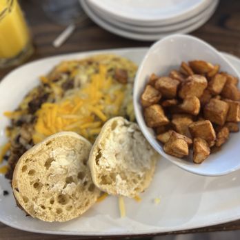 Another Broken Egg Cafe - The Supreme Omelette - Breakfast & Brunch Near Me - Bossier City, Louisiana