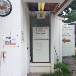 Riglin's Outdoors - 24 hr bait - all worms and chicken livers here - pay here!