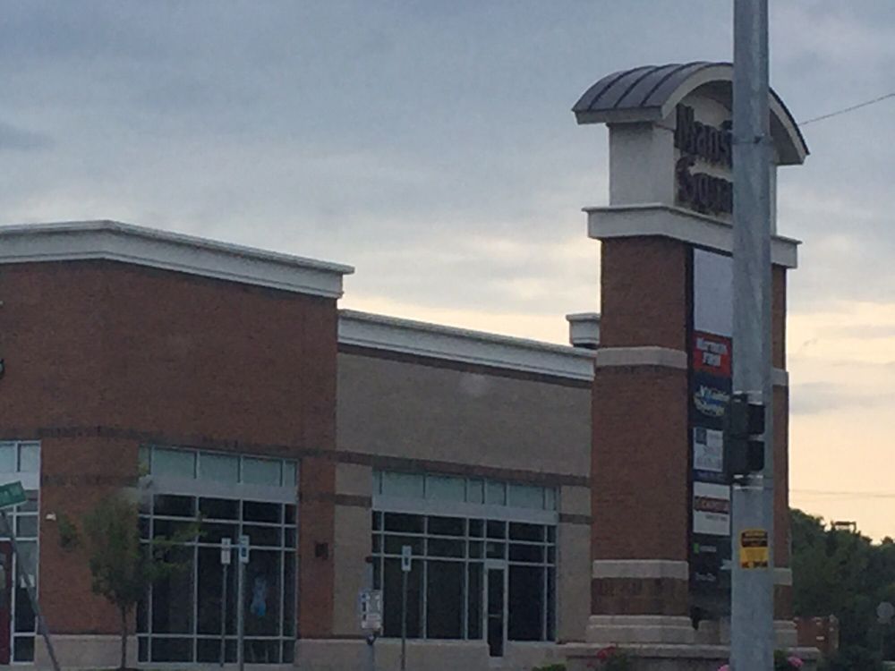 MANSION SQUARE Updated August 2024 Mansion Blvd, Schenectady, New