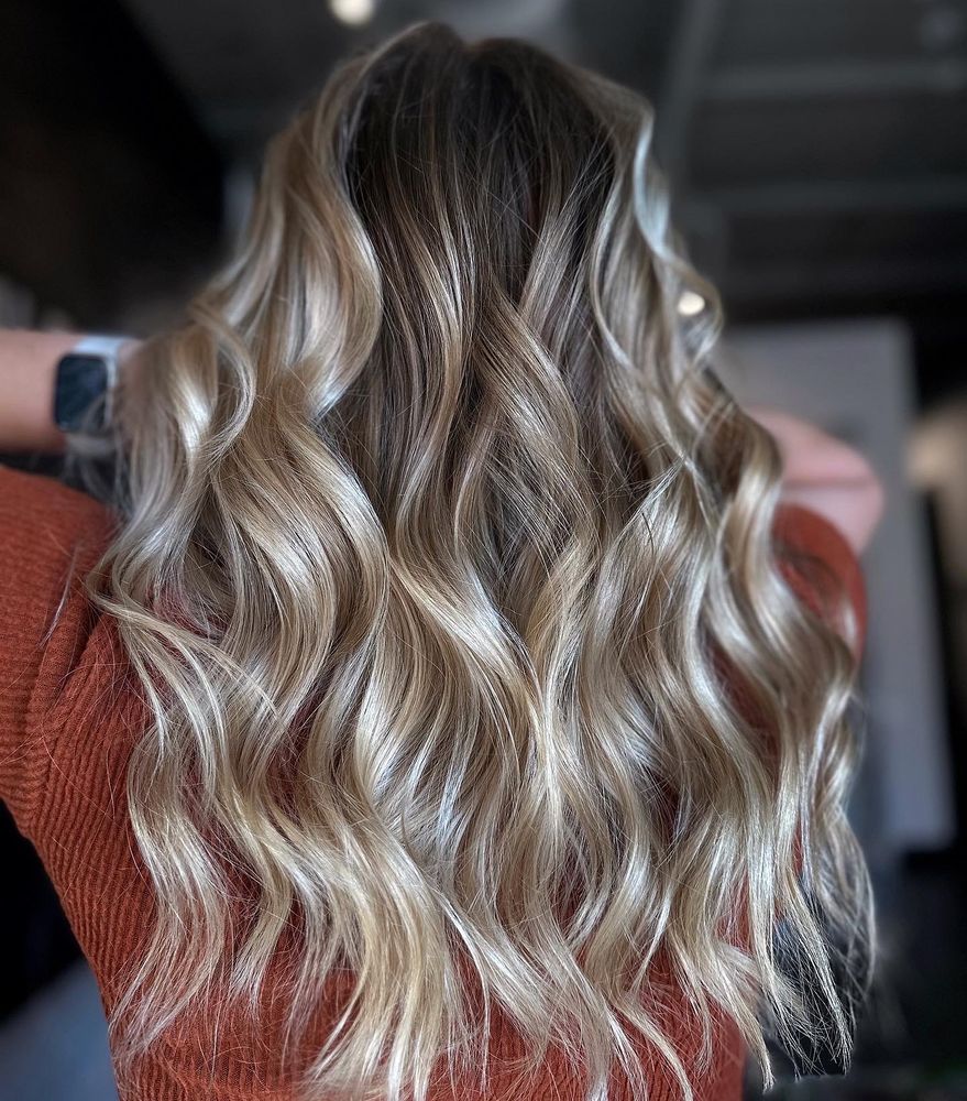 GOLDEN & GREEN HAIR Updated July 2024 16 Photos 1607 Laurens Rd