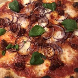 Pizzeria Gusto - Smaker av Södra italien - Pizza alla 'Nduja