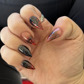 DJ Nails - Nail Technicians Near Me - Pasadena, California