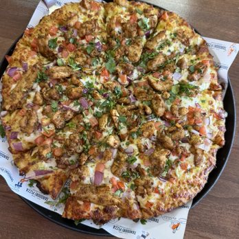 Tandoori Pizza - Butter Chicken Pizza - Pizza Near Me - Elk Grove, California Tandoori Pizza - Butter Chicken Pizza - Pizza Near Me - Elk Grove, California