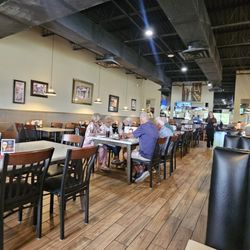 Floridino's Italian Kitchen - Inside