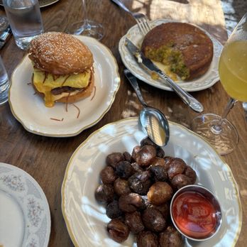 Hatchet Hall - Breakfast Sandwich, Potatoes, Cornbread, Mimosa - Cocktail Bars Near Me - Los Angeles, California Hatchet Hall - Breakfast Sandwich, Potatoes, Cornbread, Mimosa - Cocktail Bars Near Me - Los Angeles, California
