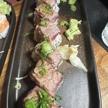 Soulshi Lounge - Samurai steak roll has too much onion. Hubby liked it and would order again - Sushi Bars Near Me - Winter Garden, Florida Soulshi Lounge - Samurai steak roll has too much onion. Hubby liked it and would order again - Sushi Bars Near Me - Winter Garden, Florida