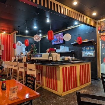 Tako Sushi - Nice, simple clean decor. Very comfortable. - Sushi Bars Near Me - Las Vegas, Nevada