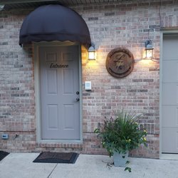 La Famiglia winery - The Cellar @ La Famiglia Winery's Entrance during the day