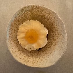 Les Cols - Honey and cheese flower