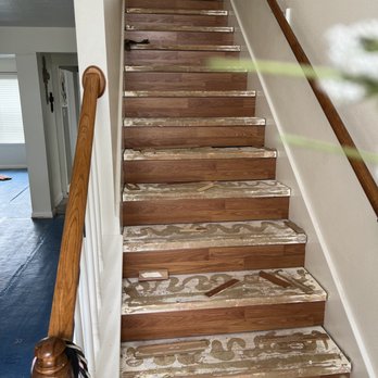 Rias Flooring Today - Cleaning the steps - Flooring Near Me - Houston, Texas Rias Flooring Today - Cleaning the steps - Flooring Near Me - Houston, Texas