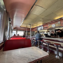 Glider Diner - Diner (front)
