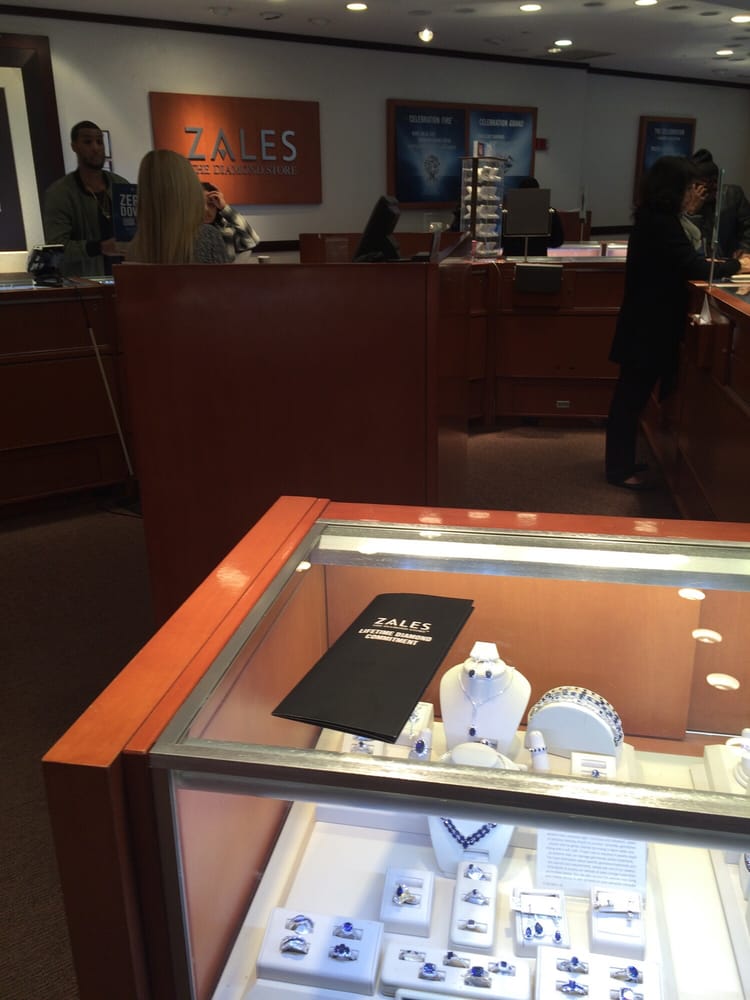ZALES JEWELERS Updated September 2024 30 Reviews 630 Old Country