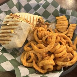 Beef 'O' Brady's - Grilled Chicken Wrap