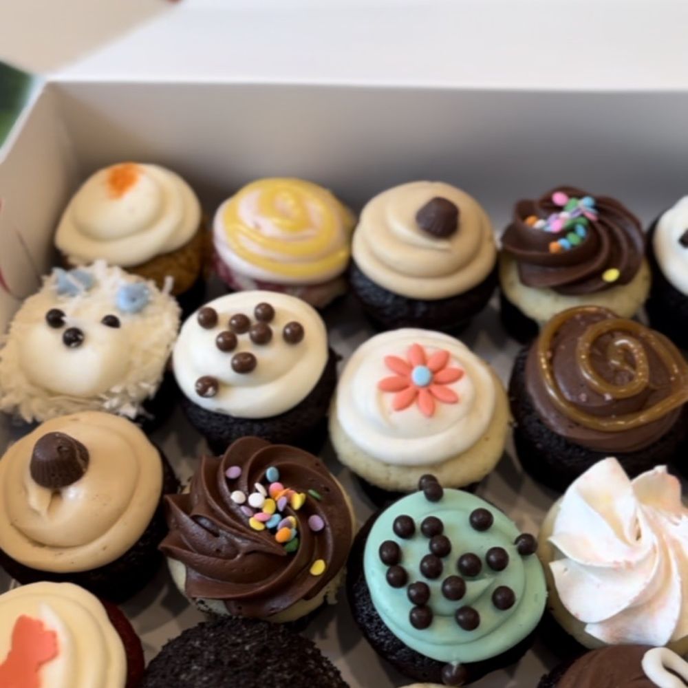 Dots Cupcakes - Cupcakes Near Me - Pasadena, California Dots Cupcakes - Cupcakes Near Me - Pasadena, California