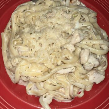 Roman Cucina - Chicken Alfredo - Italian Near Me - Fullerton, California Roman Cucina - Chicken Alfredo - Italian Near Me - Fullerton, California