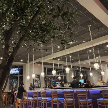 Leo's Italian Social - Ambiance - Italian Near Me - Charlotte, North Carolina