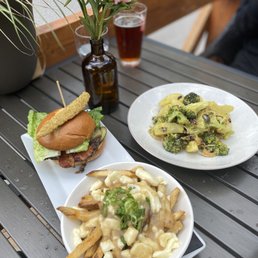 The burger is a must try! The broccoli salad was also super yummt