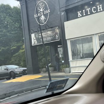 Black Oak Kitchen & Drinks - Ample parking and closed outside seating! - Comfort Food Near Me - Coventry, Rhode Island Black Oak Kitchen & Drinks - Ample parking and closed outside seating! - Comfort Food Near Me - Coventry, Rhode Island