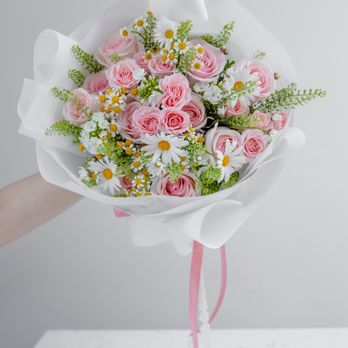 Piuri Fleur - Floral Designers Near Me - Long Island City, New York Piuri Fleur - Floral Designers Near Me - Long Island City, New York