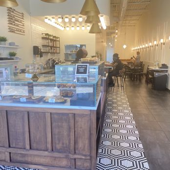 Sweet Reserve - Very nice space - Bakeries Near Me - Skokie, Illinois