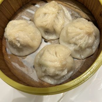 Rol San - Xiao long bao (steamed soup dumpling) - Dim Sum Near Me - Toronto, Ontario Rol San - Xiao long bao (steamed soup dumpling) - Dim Sum Near Me - Toronto, Ontario