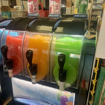 Alfredo's Pizza - slushie options - Pizza Near Me - Morton, Pennsylvania