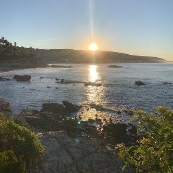 Heisler Park - Sunrise view - Parks Near Me - Laguna Beach, California Heisler Park - Sunrise view - Parks Near Me - Laguna Beach, California