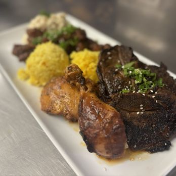 Da Spot - Catering special order with Kalbi, Huli Huli Chicken and Yellow Saffron Rice - Mediterranean Near Me - Honolulu, Hawaii