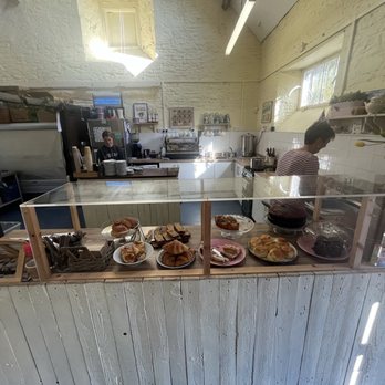 The Old Stables COFFEE SHOP - Bakery Case - Coffee & Tea Near Me - Castle Combe, WIL