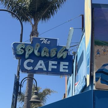 Splash Cafe - Outside - American Near Me - Pismo Beach, California