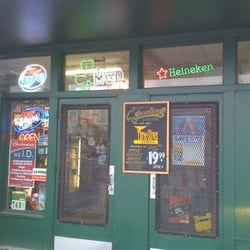 Shenanigan's Liquor Store - Liquor store entrance