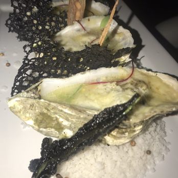 Le Kliff - Ostiones A Las Brasas (Grilled Oysters) $285 pesos  Soooo gooood! - Seafood Near Me - Boca de Tomatlán, JAL