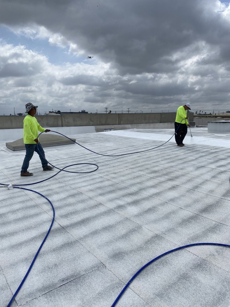 Slide of Avant Roofing