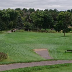 New Richmond Golf Club - Dogleg right
