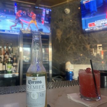 Parlor Bar - Sports Bars Near Me - Whittier, California Parlor Bar - Sports Bars Near Me - Whittier, California