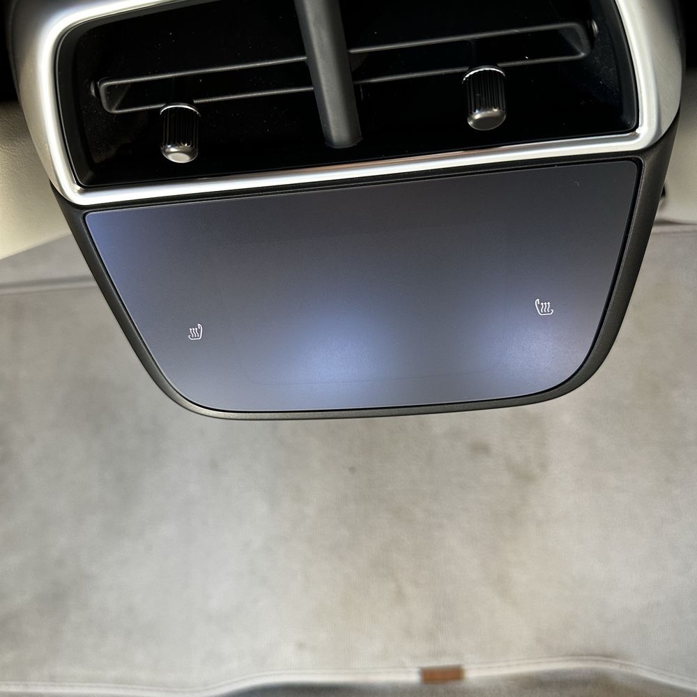Kingdom Auto Styling - Rear passenger screen with screen protector - Car Window Tinting Near Me - El Cajon, California