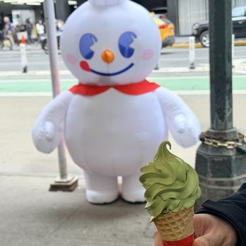 MIXUE - Green tea sundae - Bubble Tea Near Me - New York, New York MIXUE - Green tea sundae - Bubble Tea Near Me - New York, New York