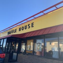 Waffle House - Front