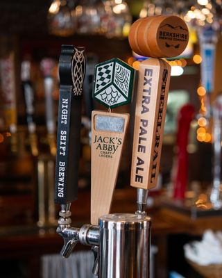 The Olde Heritage Tavern by null