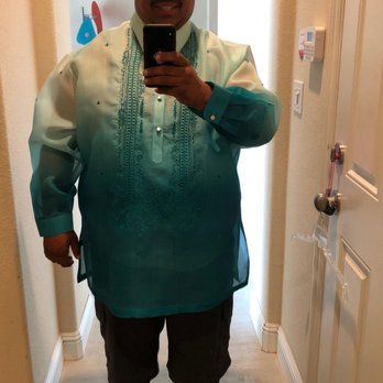 De Roma Glen - This groomsman is very happy with his custom fitted Barong! - Formal Wear Near Me De Roma Glen - This groomsman is very happy with his custom fitted Barong! - Formal Wear Near Me