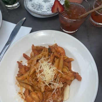 Orange Blossom - Penne a La Vodka Strawberry Basil cocktail - Breakfast & Brunch Near Me - Miami Beach, Florida