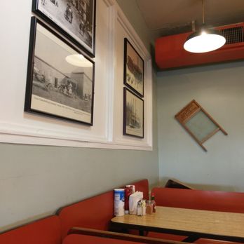 Country Cafe - Interior - New American Near Me - Mansfield, Louisiana