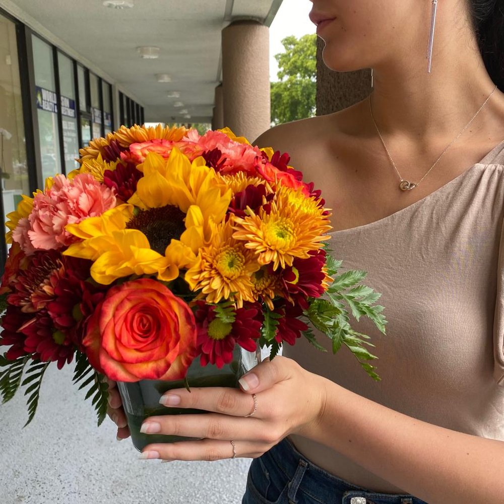 KUYANA FLORAL DESIGNS 2140 W Atlantic Ave, Delray Beach, Florida