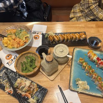 Tomo Sushi & Ramen - Sushi Bars Near Me - Omaha, Nebraska Tomo Sushi & Ramen - Sushi Bars Near Me - Omaha, Nebraska