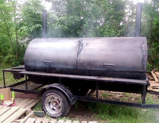 Crazy Ron's BBQ by null