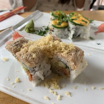 SuViche - Sushi and Ceviche - Front: Spicy Tuna Roll Back: jalapeño Roll - Sushi Bars Near Me - Miami, Florida SuViche - Sushi and Ceviche - Front: Spicy Tuna Roll Back: jalapeño Roll - Sushi Bars Near Me - Miami, Florida