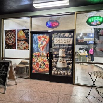 Cake Shop by Jill & Jill - Outside - Pizza Near Me - Madera, California