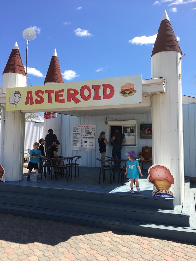ASTEROID CATER Burgers 63 Centre St, Drumheller, AB Restaurant